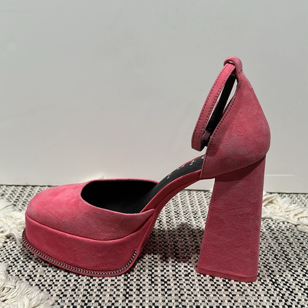 Gianni Bini Otten Suede Ankle Strap Platform Pumps - Picture 10 of 11